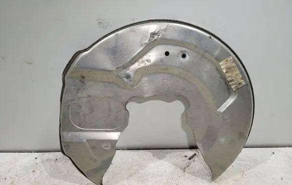 Volvo XC60 Front brake disc dust cover plate 31445101