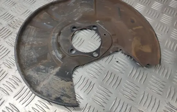 Toyota RAV 4 (XA50) Rear brake disc plate dust cover 