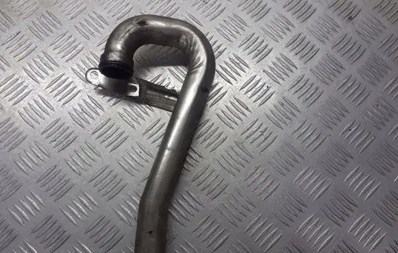 Nissan Note (E11) EGR valve line/pipe/hose 506623