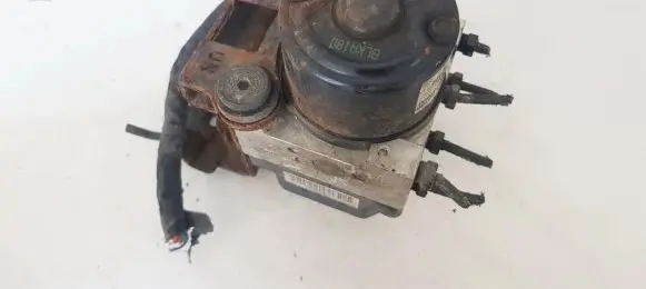 KIA Carens II ABS Pump 589201d100 762.aae1e115611267