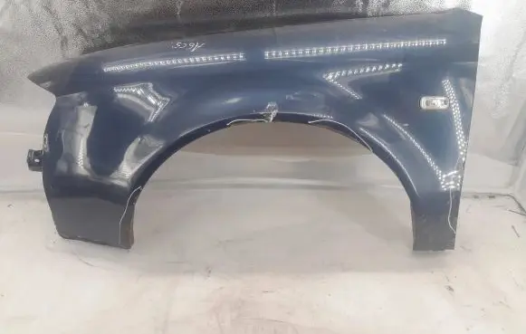 Audi A6 S6 C5 4B Fender