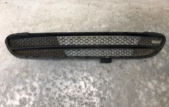 Peugeot 106 Engine mount bracket 9624752980
