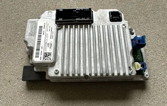 Ford Kuga III GPS navigation control unit/module LJ6T14G532MGN
