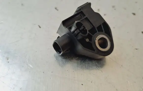 Peugeot 3008 II Airbag deployment crash/impact sensor 9810452480 961920