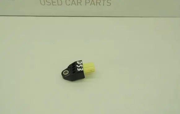 Toyota RAV 4 (XA30) Airbag deployment crash/impact sensor 8983142010