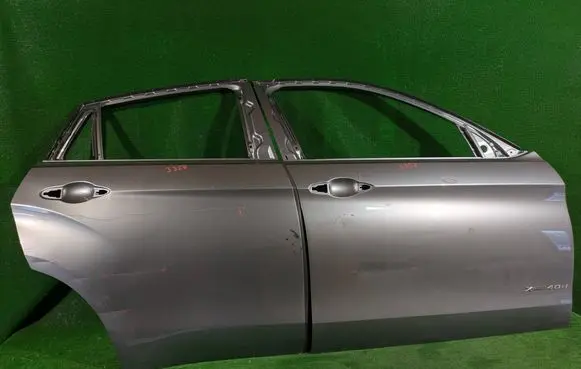BMW X6 F16 Front door