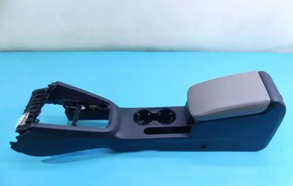 Volkswagen Jetta VI Armrest 5C6863383UT IMPRK1313624