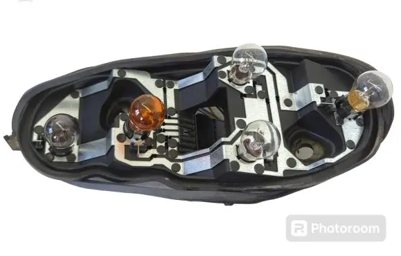 Opel Corsa D Tail light bulb cover holder 89037853