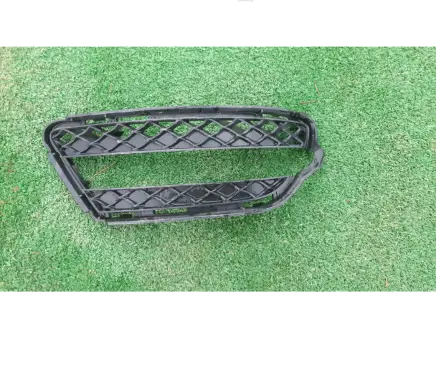 Mercedes-Benz S W221 Front fog light trim/grill A2218851822