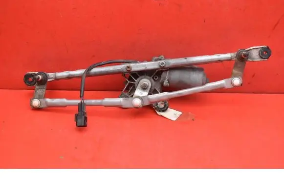 Chevrolet Captiva Front wiper linkage and motor 