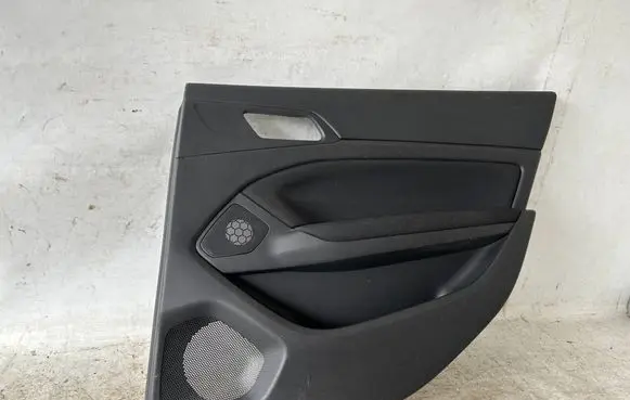 Peugeot 308 Coupe rear side trim panel 