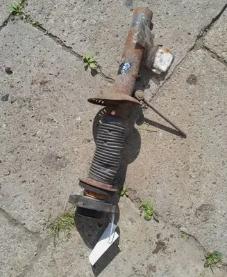 Volkswagen Golf V Front shock absorber/damper