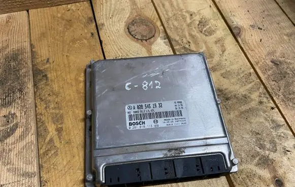 Mercedes-Benz A W168 Engine control unit/module a0285451932 0285451932