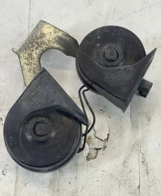Opel Insignia A Horn signal 0055306 A046522