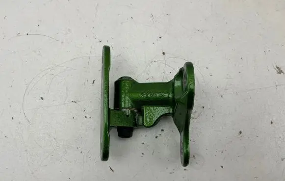 Mercedes-Benz A W176 Front door lower hinge 
