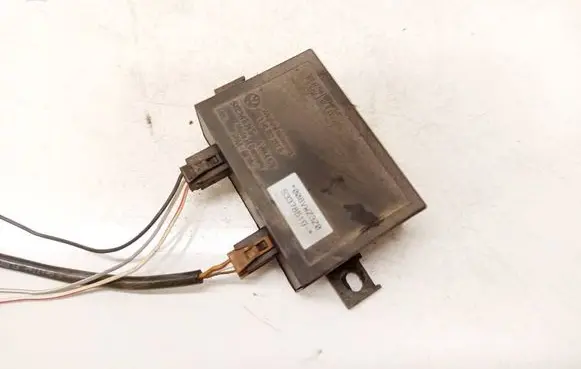 Volkswagen PASSAT B4 Immobilizer control unit/module 1H0953257B