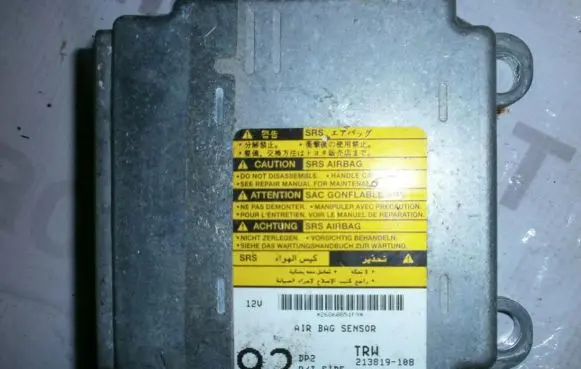 Toyota Corolla E120 E130 Airbag control unit/module 891700F042 213819108