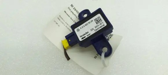 Mercedes-Benz E W212 Airbag deployment crash/impact sensor A2128205026