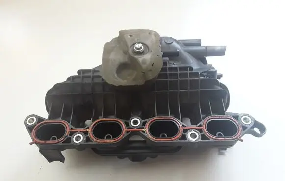 Toyota Yaris Intake manifold 1712021060