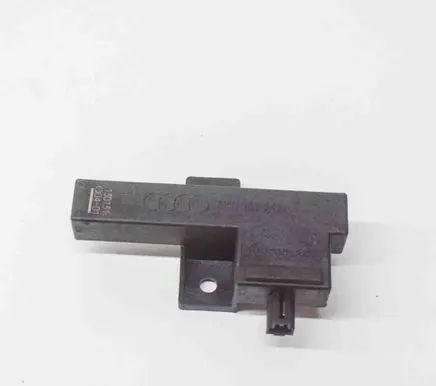 Audi Q5 SQ5 Keyless system antenna 33542221 8K0907247