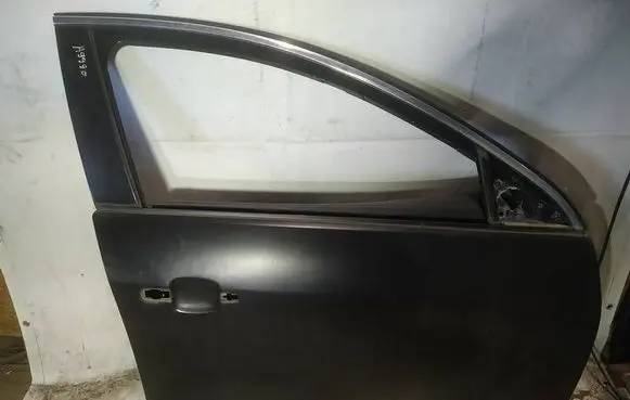 Opel Insignia A Front door juodos