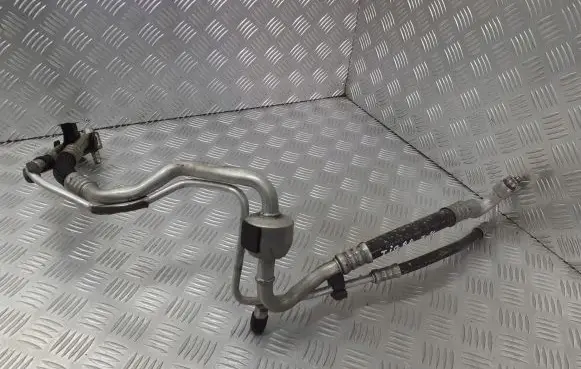 Opel Tigra B Air conditioning (A/C) pipe/hose 09114667RH