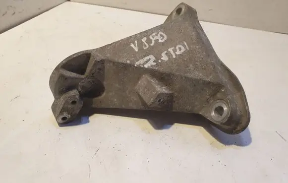 Volvo 850 Engine mounting bracket 074199275A