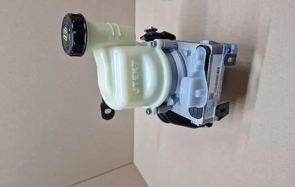 Renault Logan II Power steering pump G5102008