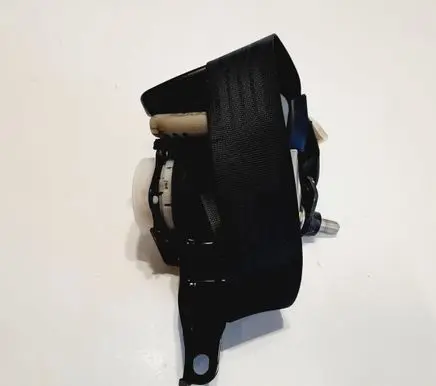 Mazda 2 Seat belt trim D651HR