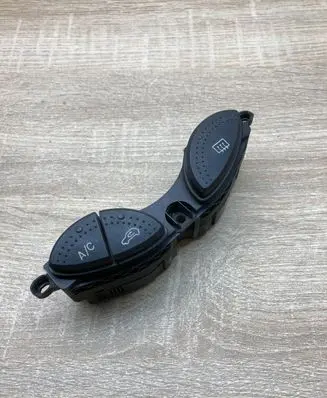 Ford Focus Windscreen/window heater switch 98AG19A945B 98AG19A945BB 98AG19A945