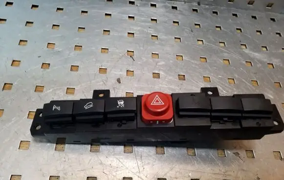 Opel Antara Hazard light switch 96673013 070310