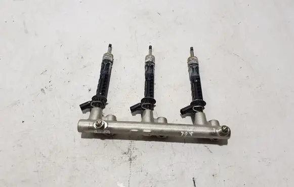Mercedes-Benz GLE W167 Fuel main line pipe A2560704700
