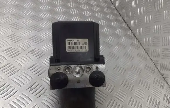 Alfa Romeo GT ABS Pump