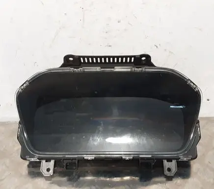 Volvo XC40 Speedometer (instrument cluster) P32276171