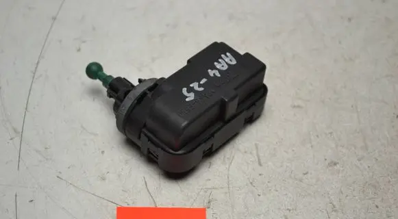 Audi A4 S4 B6 8E 8H Headlight level adjustment motor 1J0941295F 08R24B