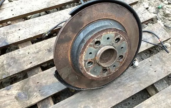 Volvo V70 Rear wheel hub 9200623