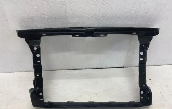 Skoda Yeti (5L) Radiator support slam panel 5L0805591