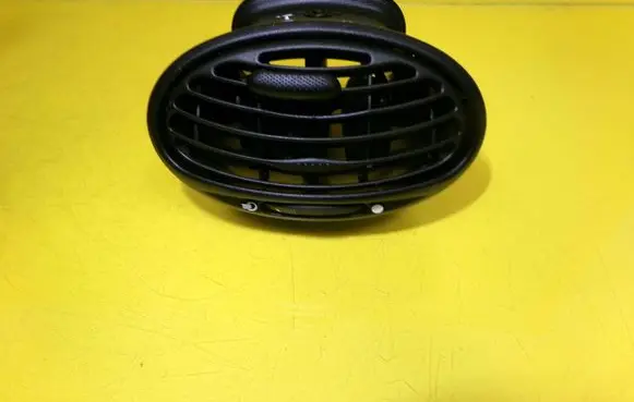 Ford Focus Dashboard side air vent grill/cover trim 98AB19893AKW