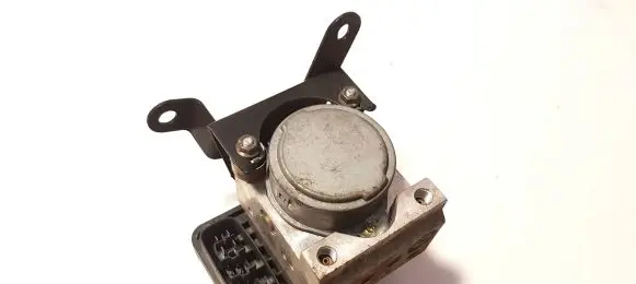 Toyota Land Cruiser (J120) ABS Pump 4451060070 8954160030 13511019250