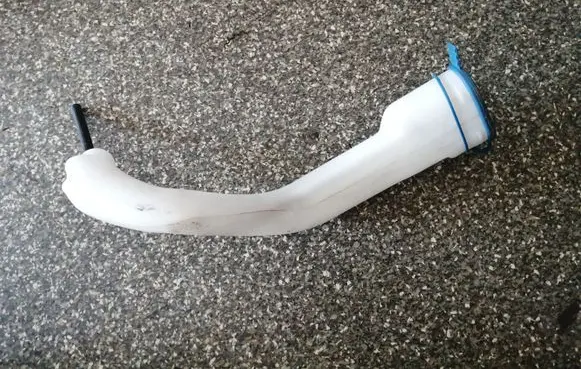 Mercedes-Benz CLC CL203 Window washer liquid tank fill tube A2098600017