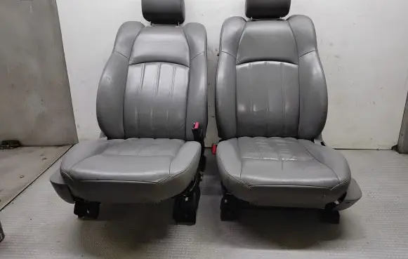 Seat set