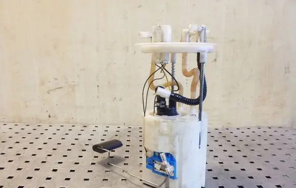 KIA Sorento In-tank fuel pump 311102P900