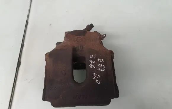 BMW X5 E53 Front brake caliper 6773132 34116773132
