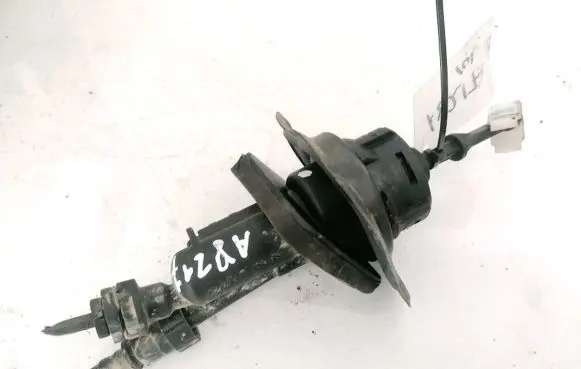 Mazda 3 I Clutch master cylinder 3M5172543AE 3M51-72543-AE