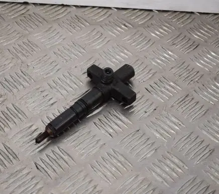 Mitsubishi Pajero Fuel injector 183484410