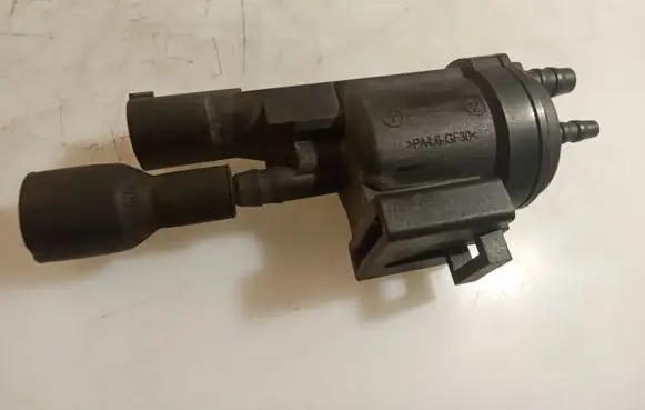 Mercedes-Benz GLE (W166 - C292) Vacuum valve 0025407097 18T064 48B43625C02