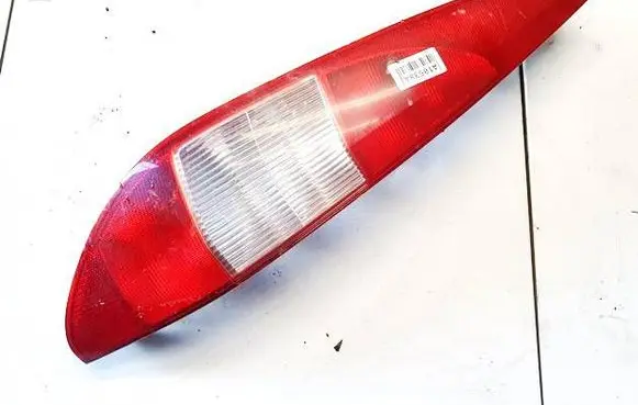 Ford Mondeo Mk III Rear/tail lights 1S7113405C