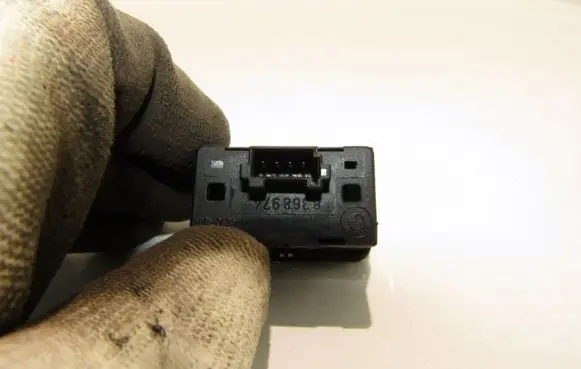 BMW 5 E39 Electric window control switch 8368974