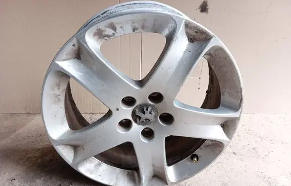 Peugeot 508 R17 alloy rim DV138T13
