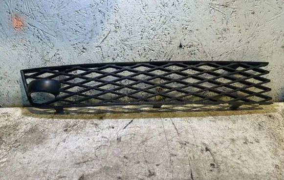 Ford Galaxy Front bumper lower grill 7M5854688 YM2117K946AAW